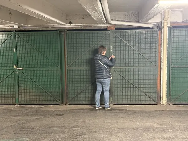 Loue box fermé porte de Montempoivre