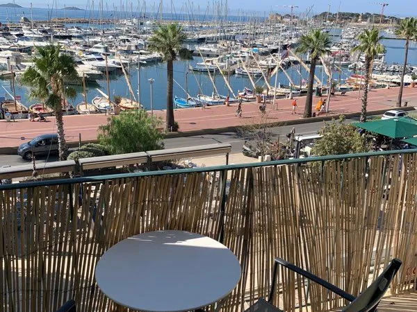 Appartement sur le port de Bandol 🏝️ location d'octobre à juin