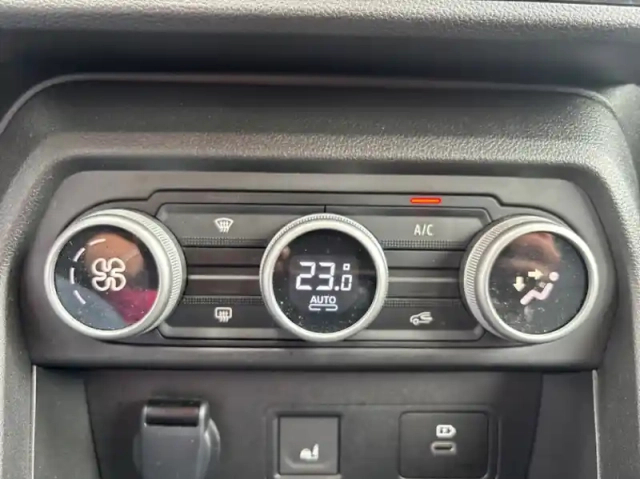 Dacia Jogger 1.0 tce 110ch extreme 7 places -24 — photo 5