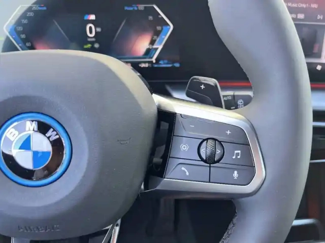 Bmw X1 xdrive 25e 245ch dkg7 — photo 29