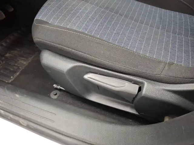 Peugeot 208 bluehdi 100 s&amp;s bvm6 — photo 29