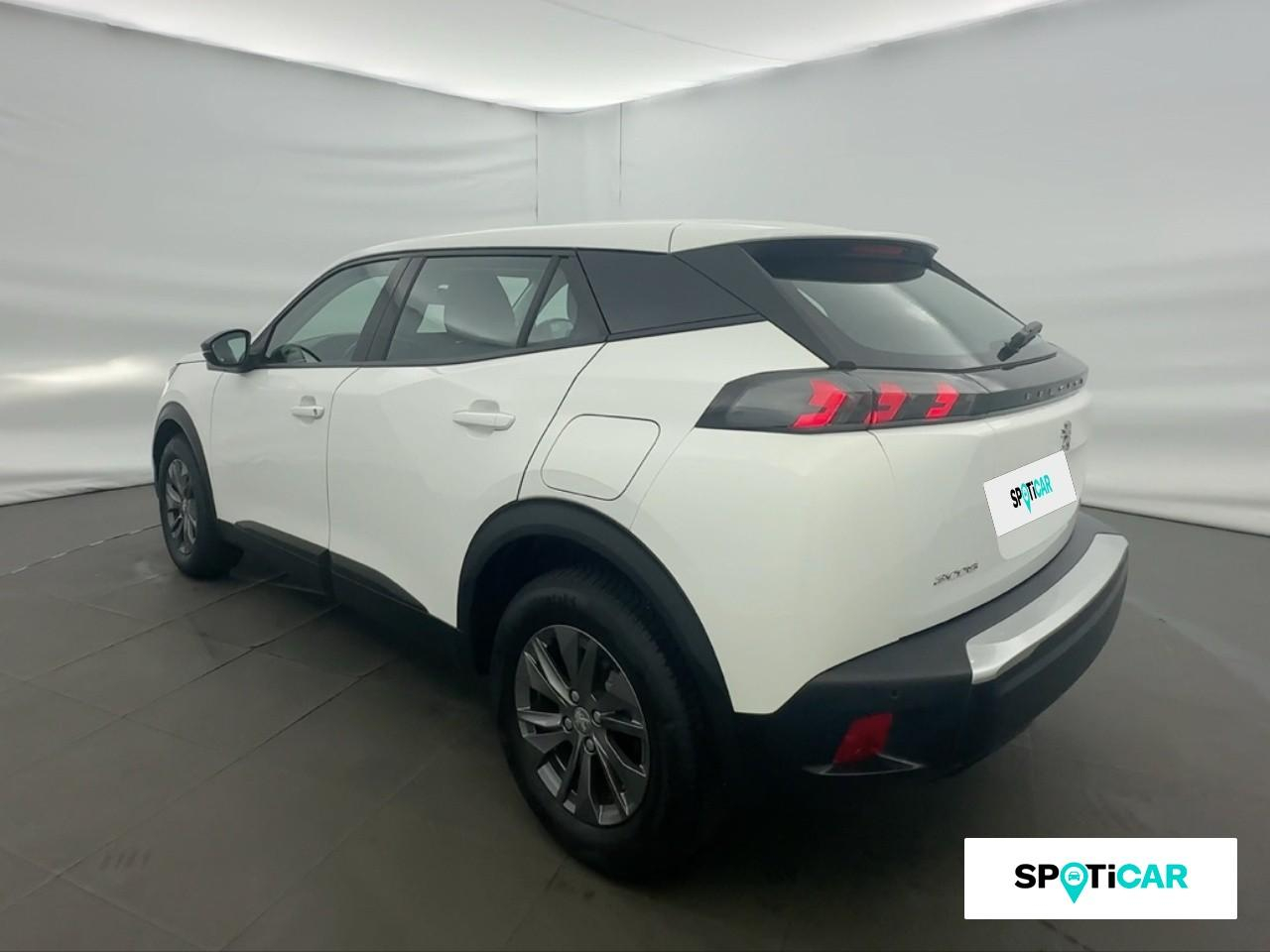 Peugeot 2008 1.2 puretech 100ch s&s active pack — photo 7