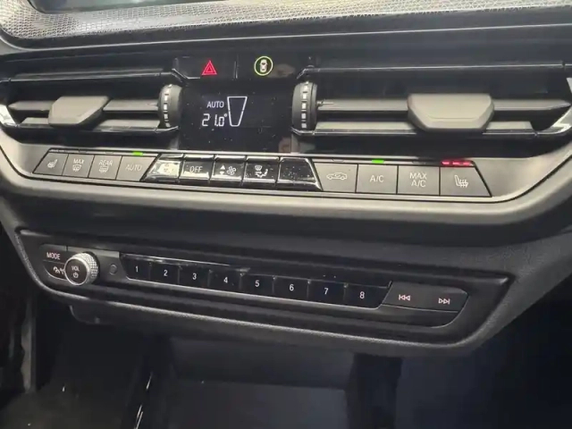 Bmw Serie 1 120d xdrive 190 ch bva8 — photo 30