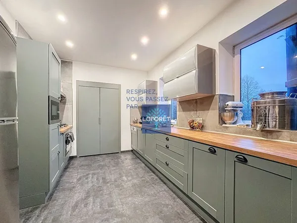 Maison 5 pièces 142 m²