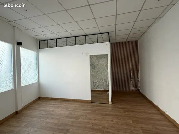 LOCAL COMMERCIAL 65 m² LE HAVRE