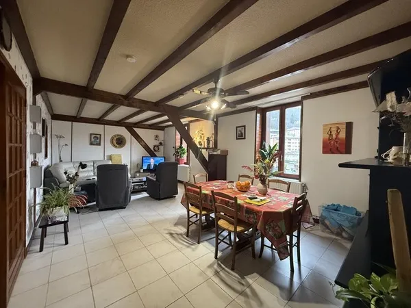 Saint-Claude, Appartement Type 4 avec garage