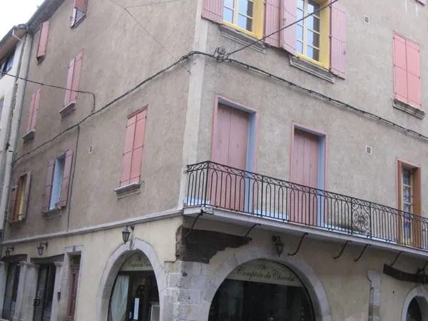 Immeuble 16 pièces 432 m²