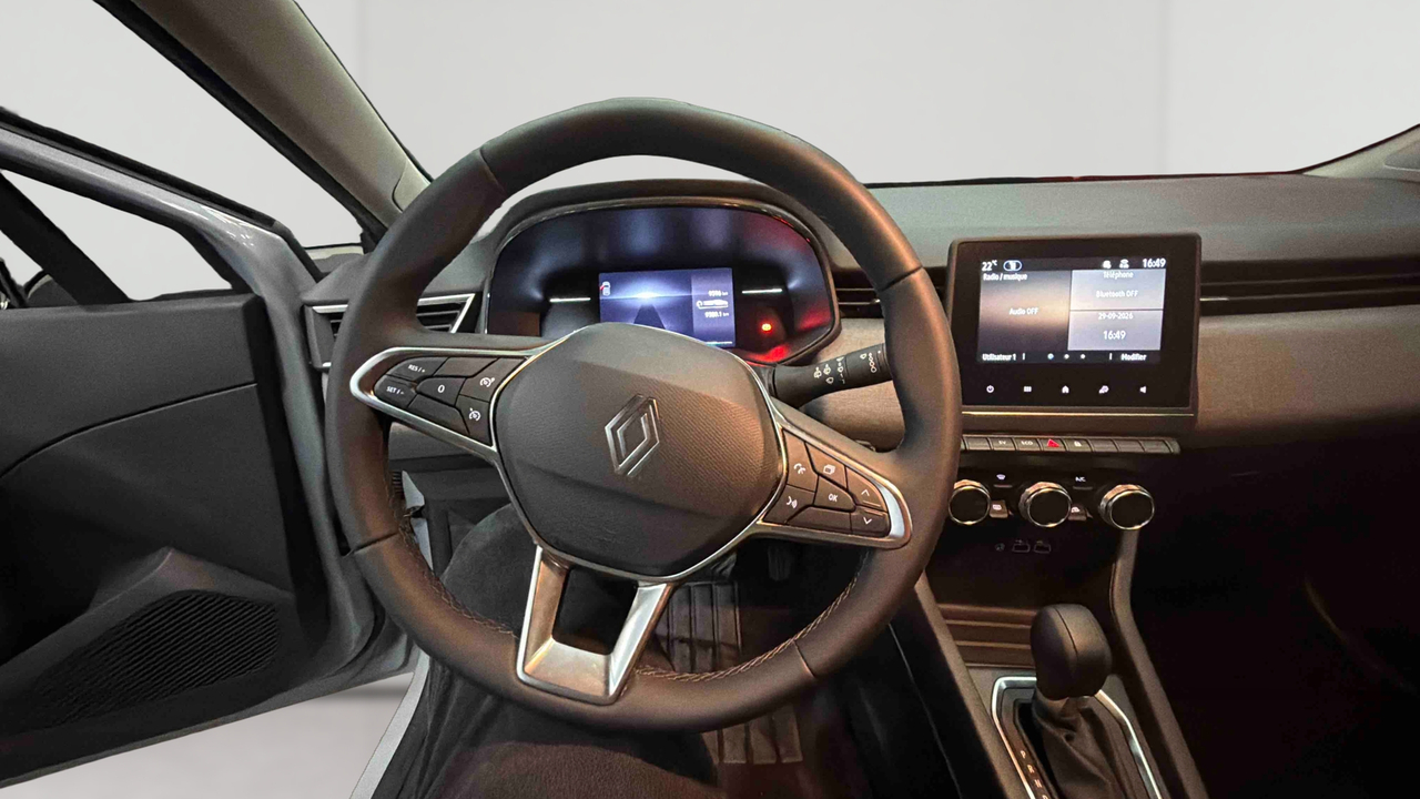 Renault Clio E-Tech full hybrid 145 ch GSR2 — photo 10