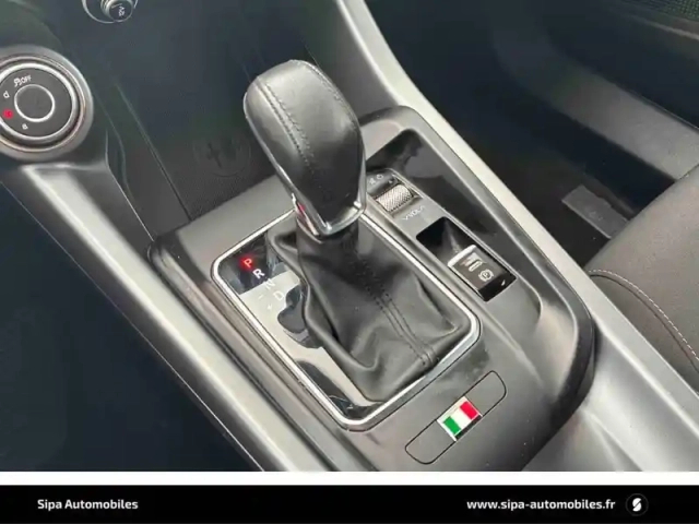 Alfa Romeo Tonale 1.5 hybrid 130 ch tct7 — photo 93