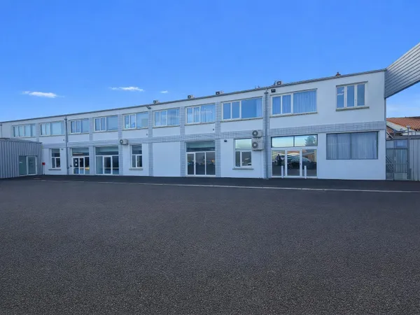 Ensemble immobilier professionnel