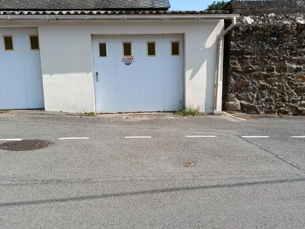 Garage et parking Location Muzillac 70€