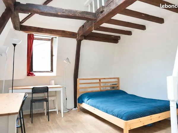 Studio 1 pièce 27 m²