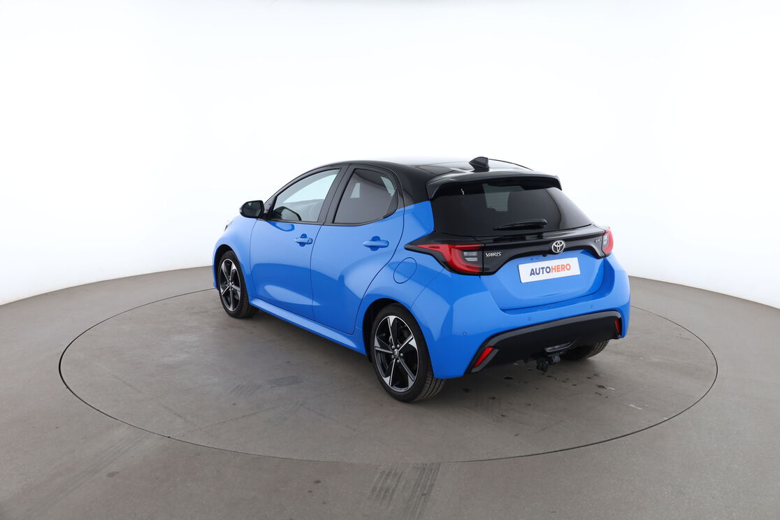 Toyota Yaris 1.5 Hybride Premiere — photo 3