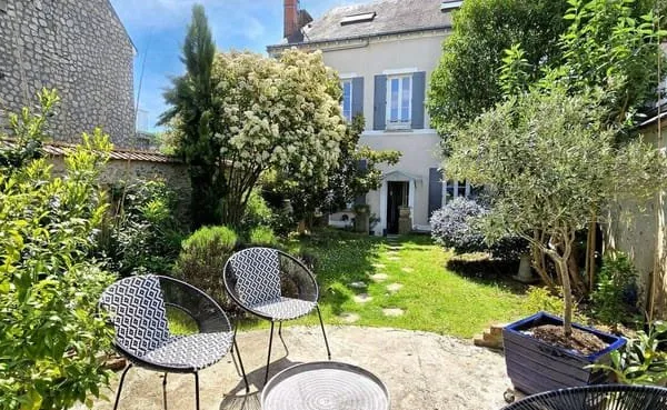 Demeure 9 pièces 205 m²