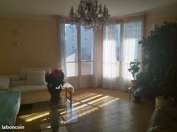 Appartement T4 A saisir