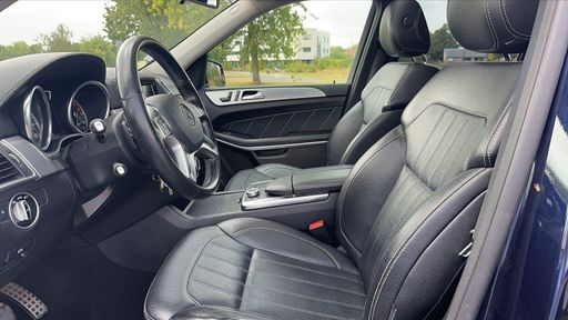 Mercedes Classe GL 350 3.0 CDI V6 4Matic 258 - Excecutive – 2014 – 200991 km – Diesel – Boîte Automatique — photo 25
