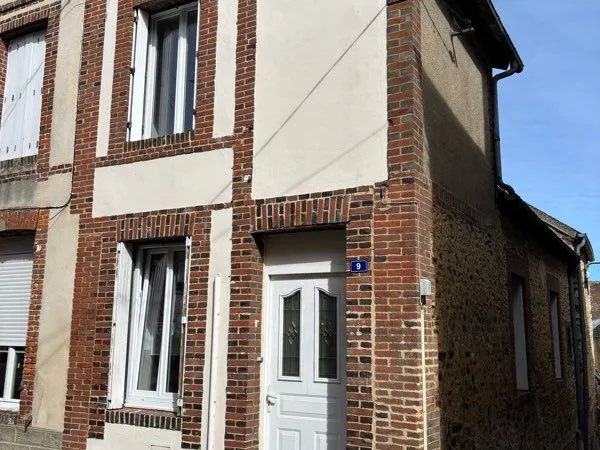 Location petite maison de bourg
