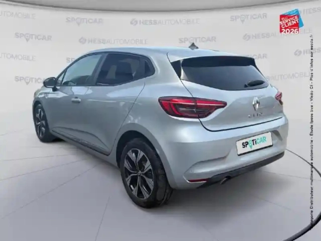 Renault Clio 1.0 tce 90ch evolution — photo 8