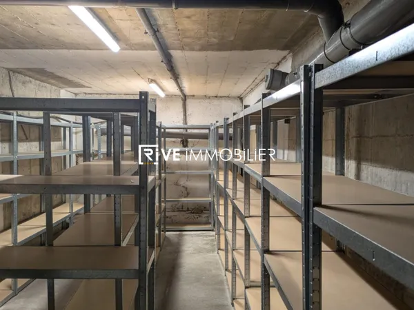 THONON- une cave de 25m² à 180eur cc