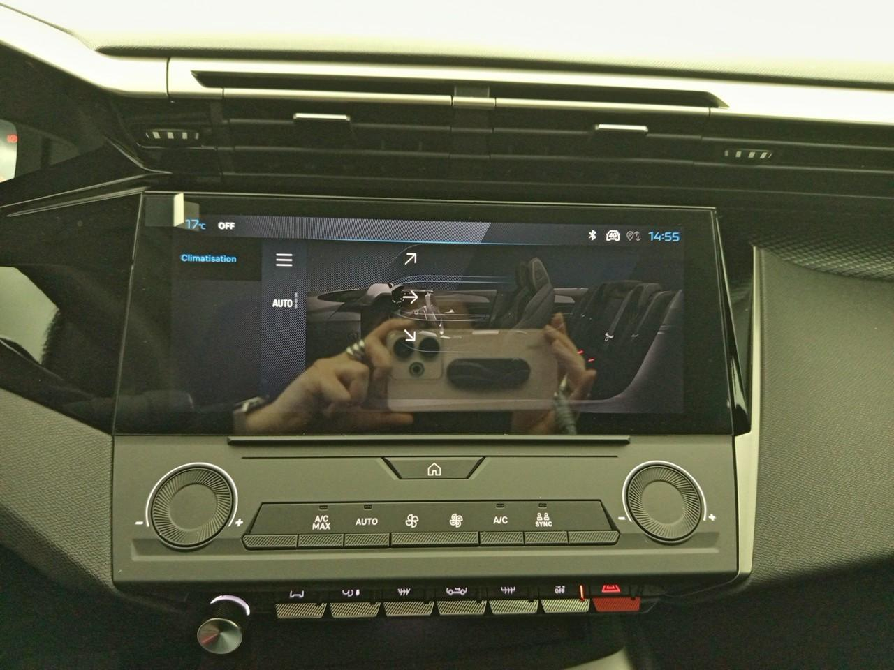 Peugeot 308 hybrid 145 e-dcs6 style — photo 30