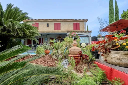 Maison 6 pièces 150 m²