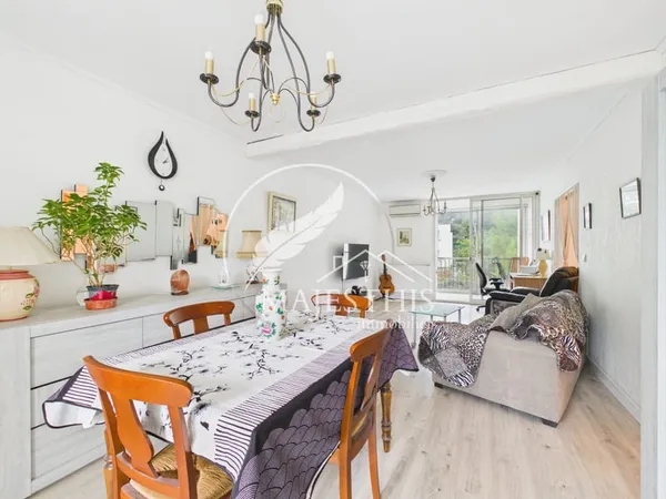 TOULON LA BARRE / BAS DE LA SERINETTE | FAUX T4 DE 85 M2 R