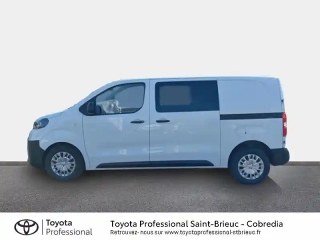 Toyota Proace medium 2.2 d-4d 150 cabine approfondie start pack confort bva my25 tarif réservée aux profess — photo 3