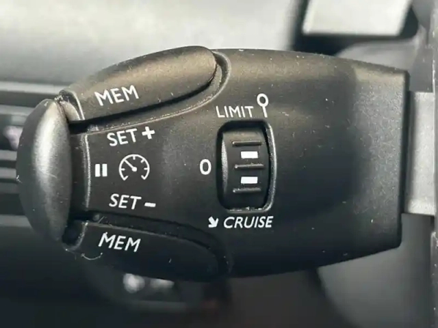 Citroën C3 Aircross puretech 130ch s&amp;s shine eat6 — photo 13