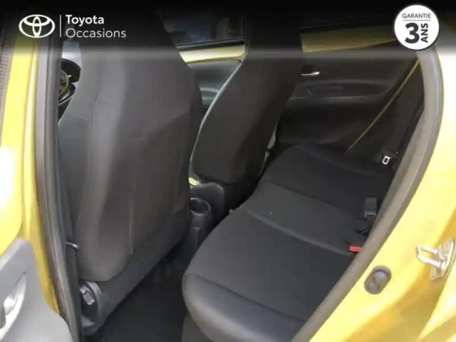 Toyota Aygo x 1.0 vvt-i 72ch air collection s-cvt my23 — photo 12