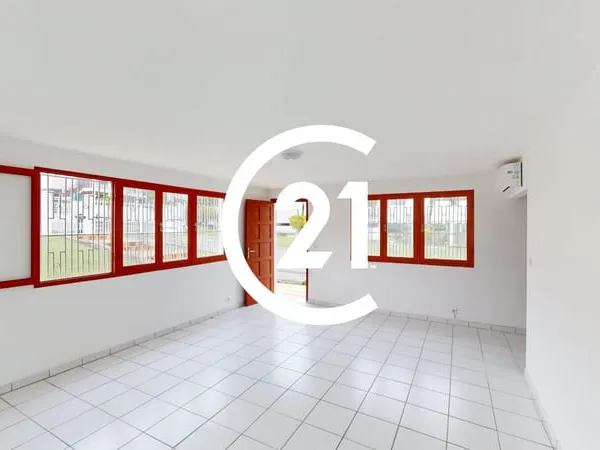 SCHOELCHER - PLATEAU ROY - BUREAUX A LOUER - 267 m² env.