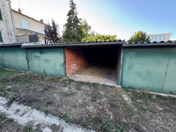 Parking 15 m²