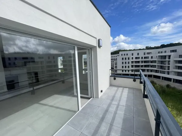 T3 non meublé avec balcon à Lormont