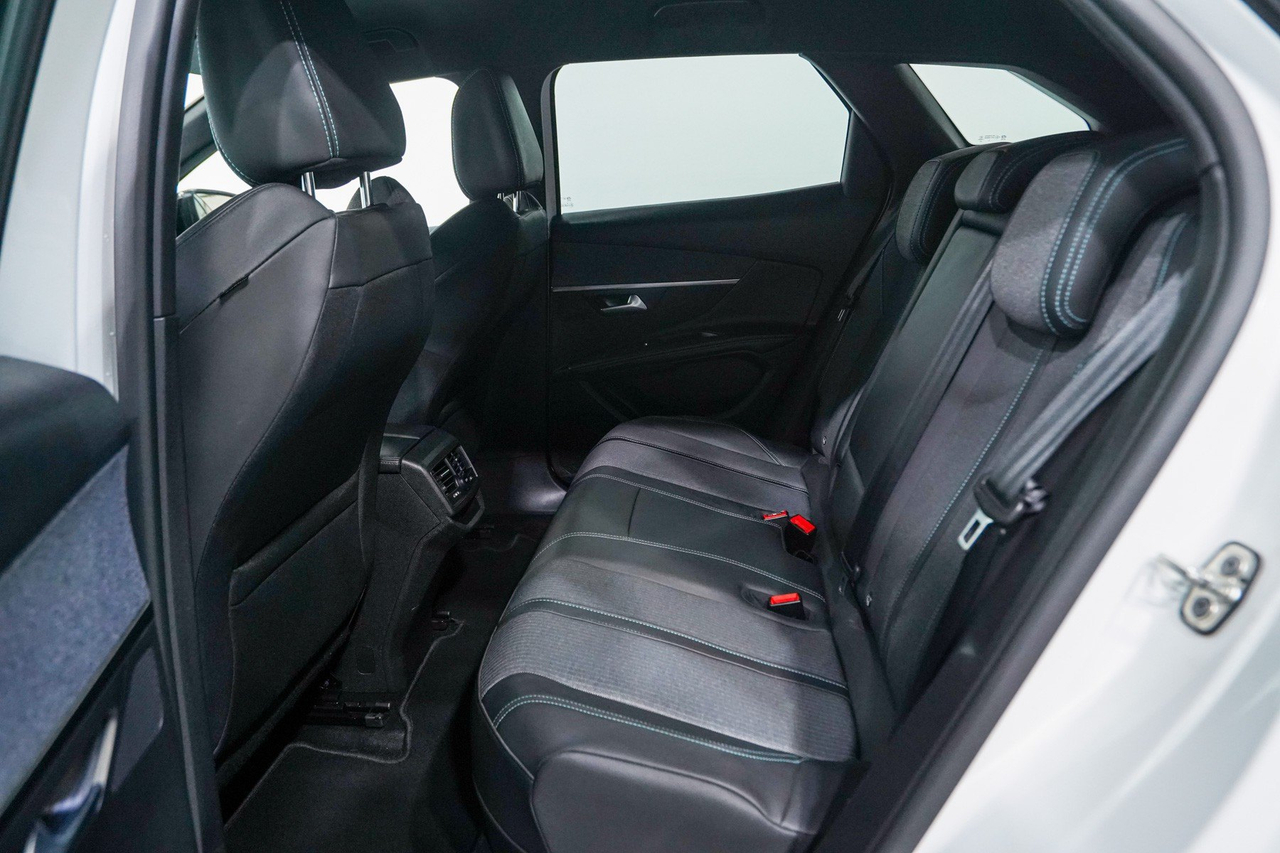 Peugeot 3008 — photo 32