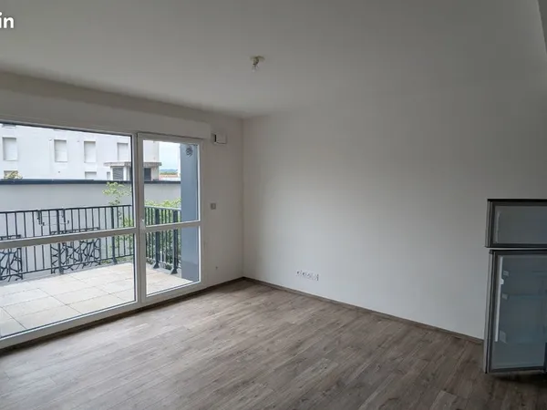 Appart Senioriales T2 42 m2, balcon 4m2