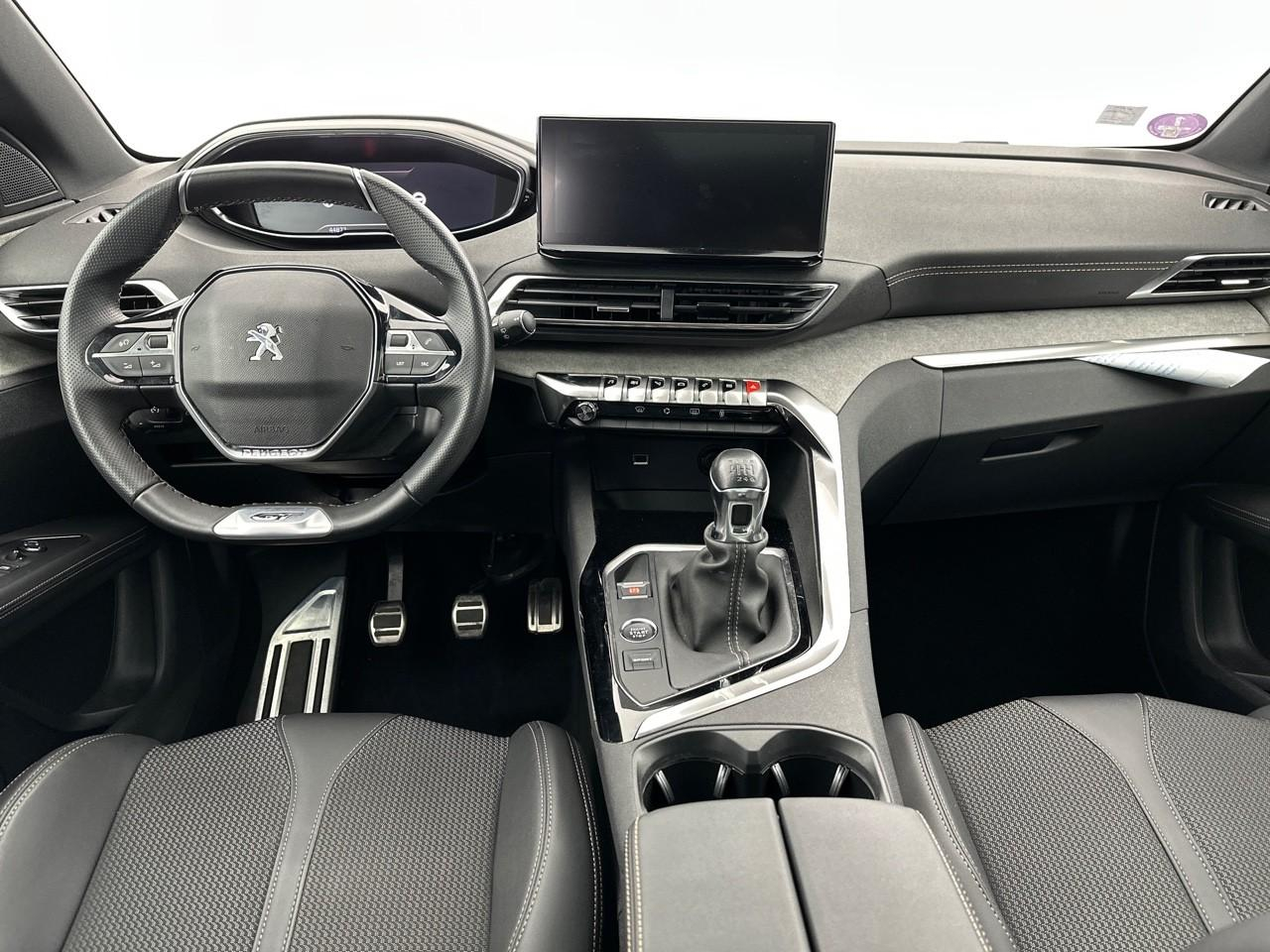 Peugeot 3008 puretech 130ch s&s bvm6 gt — photo 11