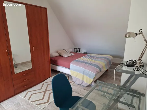 Chambre à louer chez particulier
