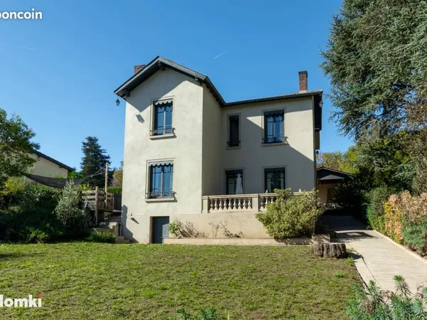 Maison 5 pièces 147 m²