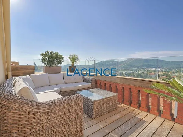 Appartement 5 pièces 128 m²