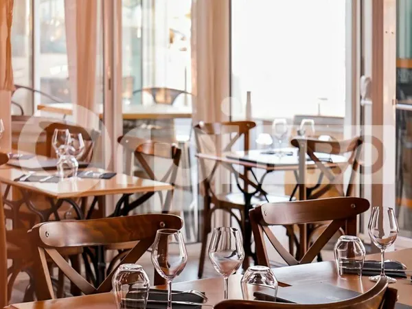 A vendre, restaurant bar à vin vente vin au détail