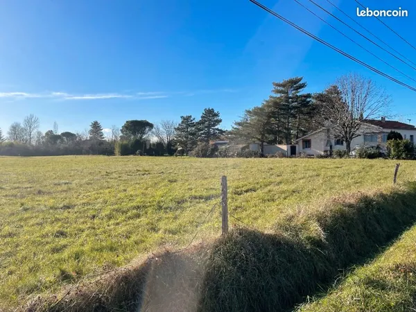 Terrain 640 m² Revel