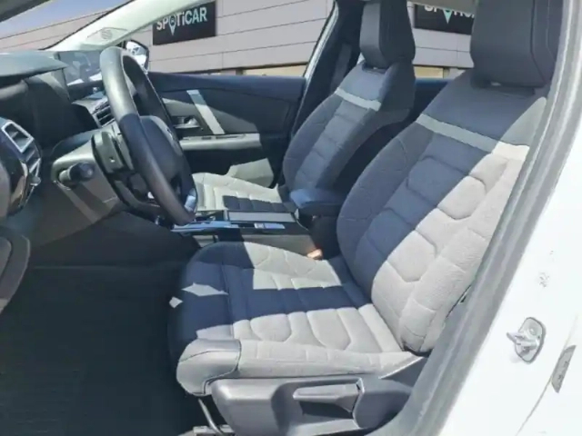 Citroën C4 puretech 130ch s&amp;s feel pack eat8 — photo 9
