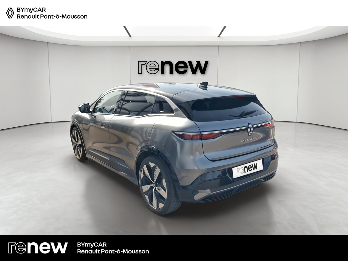 Renault Megane E-Tech EV60 220 ch optimum charge — photo 3