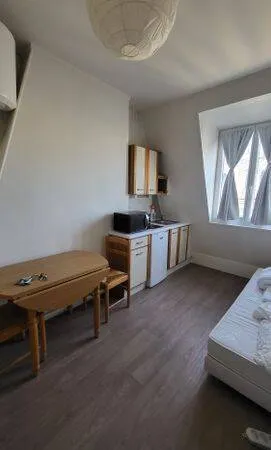 Studette 1 pièce 11 m²
