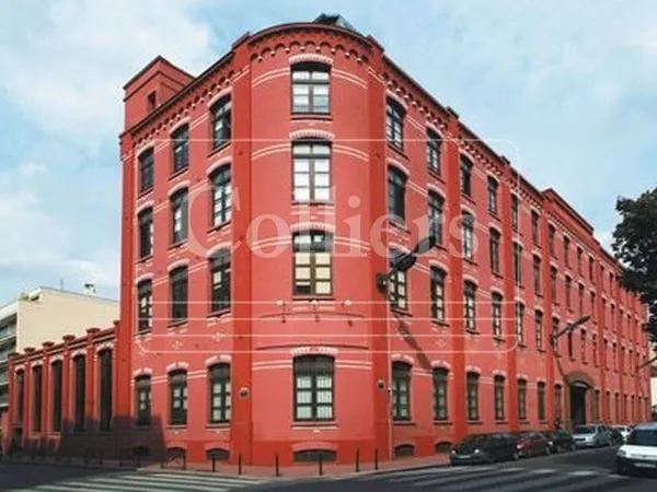 Bureaux 734 m²