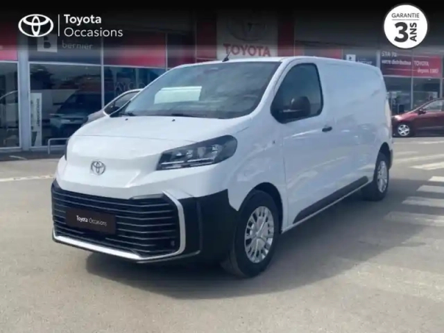 Toyota Proace medium 2.2 d-4d 150 start pack confort bva my25