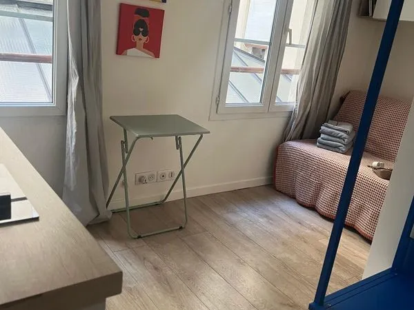 Studio meublé à côté du musée du Louvre - résidence secondaire ou bail société