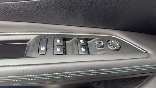 Peugeot 3008 1.5 BlueHDi 130 - Crossway – 2018 – 158206 km – Diesel – Boîte Manuelle — photo 48