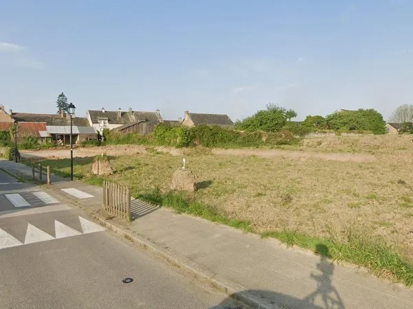 Terrain à bâtir de 313 m² à LA CHAPELLE-CHAUSSEE (35)