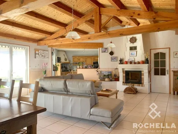 Maison de plain-pied 5 pièces 152 m²