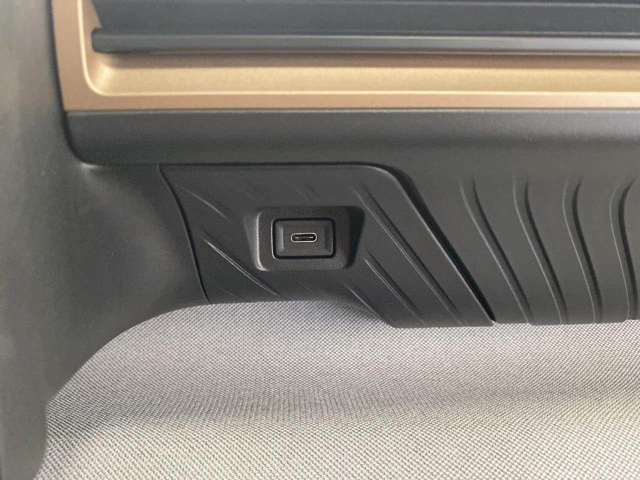 Citroën C3 Aircross hybride 145 ch aut plus — photo 28